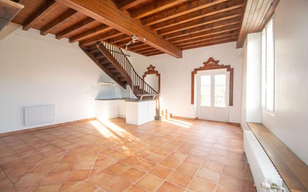 Appartement à vendre    3 pièces • 71,42 m2 Rontignon