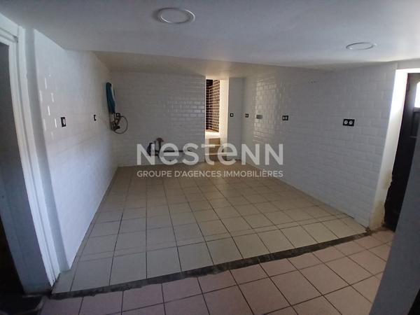 Local commercial à louer à Vannes - Emplacement n°1 sur axe passant - 140m²