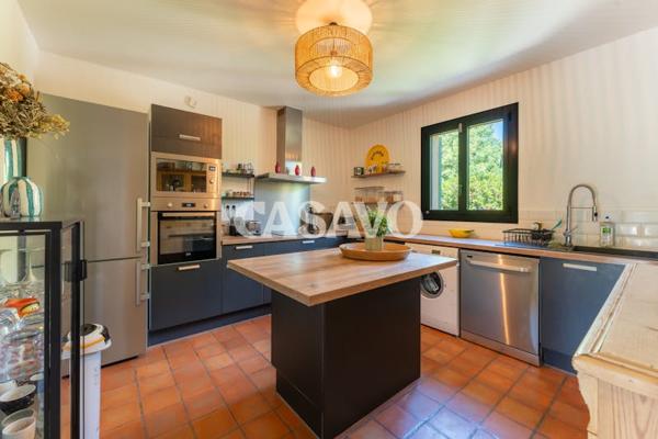 Vente Maison 4 pièces de 85m² - 13510 Éguilles