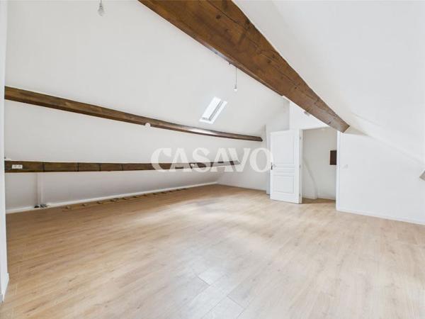 Vente Maison 6 pièces de 152m² - 94200 Ivry-sur-Seine