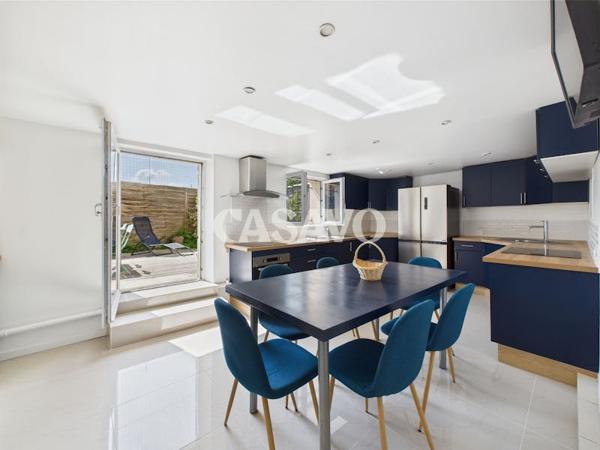Vente Maison 6 pièces de 152m² - 94200 Ivry-sur-Seine