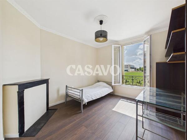 Vente Maison 6 pièces de 152m² - 94200 Ivry-sur-Seine