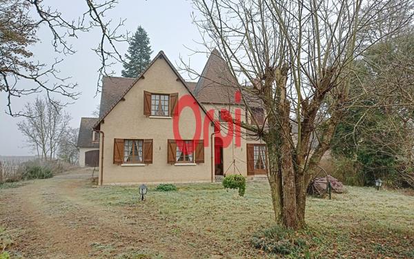 Maison à vendre    5 pièces •  Lavardin