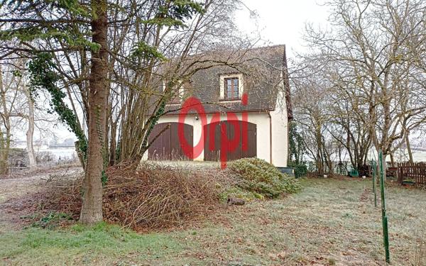 Maison à vendre    5 pièces •  Lavardin