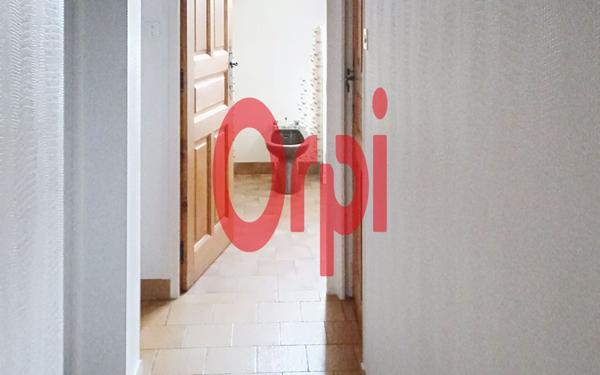 Maison à vendre    5 pièces •  Lavardin