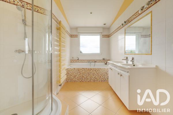 Maison à vendre 9 pièces 328 m² Saint-Max