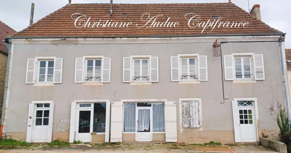 Immeuble de 168 m² entre Cluny et Charolles à Saint Bonnet de Joux
