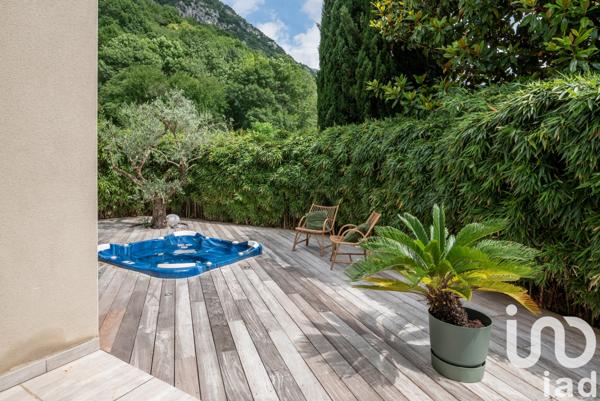 Maison à vendre 8 pièces 200 m² Fontanil-Cornillon