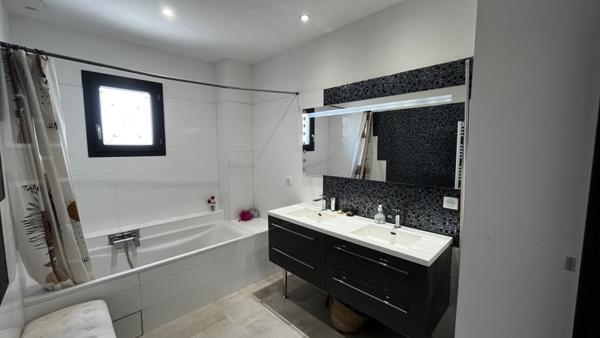 Maison à vendre 317 000 € Cazères 5 p 131 m² DPE A