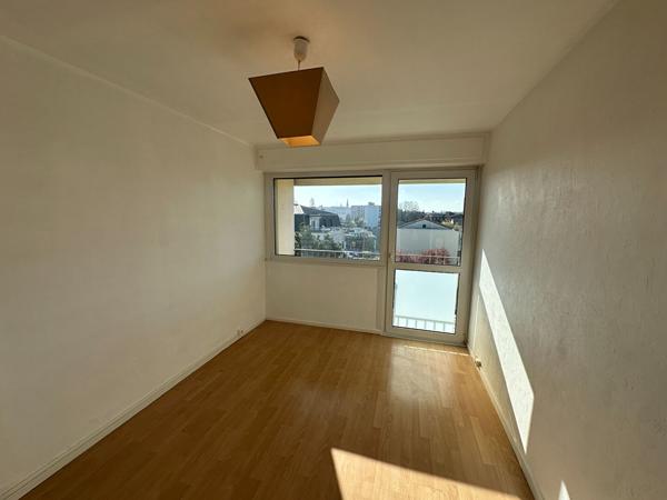 Appartement 5 pièces 89.66 m2