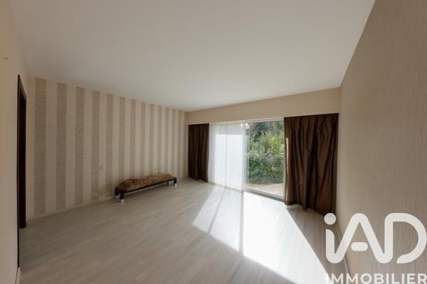 Maison à vendre 9 pièces 280 m² Sautron