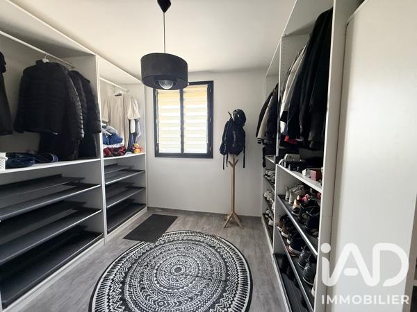 Maison à vendre 9 pièces 210 m² Moissy-Cramayel