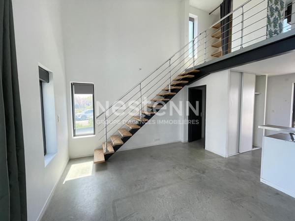 Appartement Aix En Provence 2 pièces 40 m² environ, terrasse et deux places de stationnement.