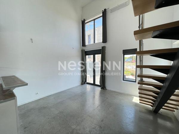 Appartement Aix En Provence 2 pièces 40 m² environ, terrasse et deux places de stationnement.