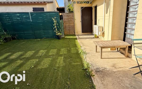 Appartement à louer    2 pièces • 42 m2 Aigues-Mortes