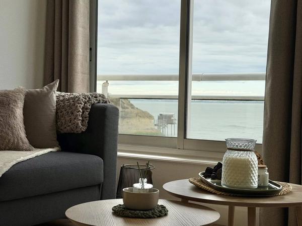 APPARTEMENT - VUE MER - MESCHERS