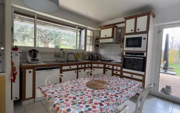 Vente Maison D' architecte rénové(e) Saint-amand-montrond   