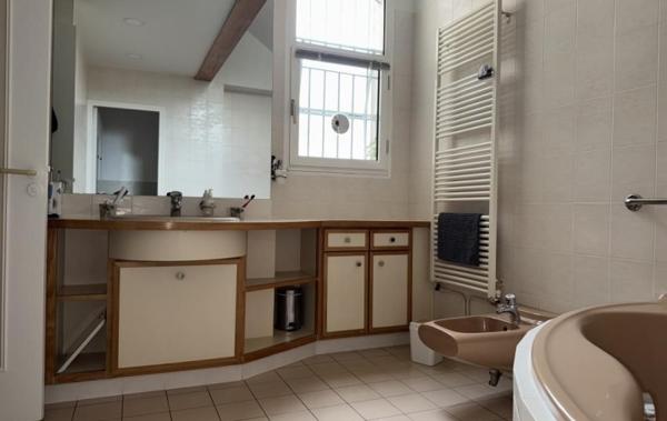 Vente Maison D' architecte rénové(e) Saint-amand-montrond   