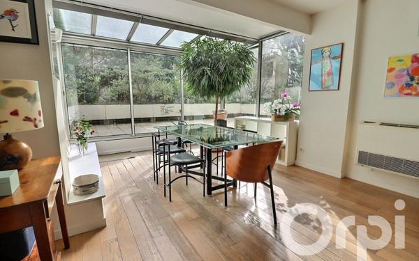 Appartement à vendre    4 pièces • 89,05 m2 Paris 19