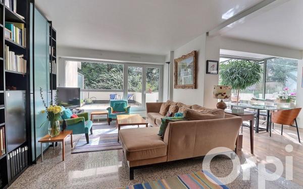 Appartement à vendre    4 pièces • 89,05 m2 Paris 19