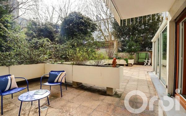 Appartement à vendre    4 pièces • 89,05 m2 Paris 19