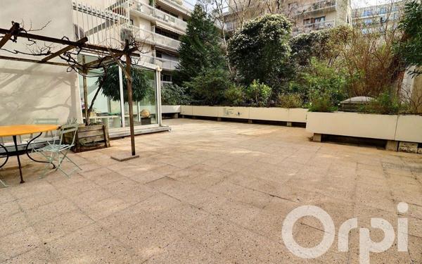 Appartement à vendre    4 pièces • 89,05 m2 Paris 19