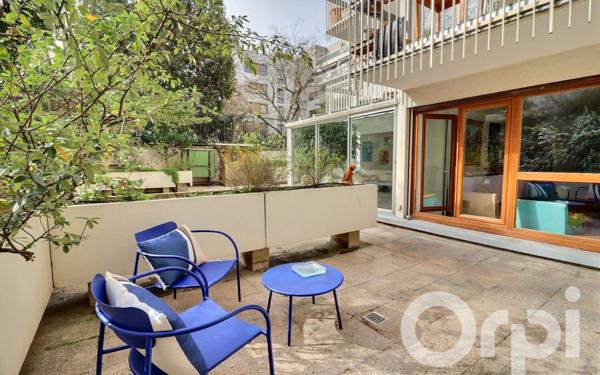 Appartement à vendre    4 pièces • 89,05 m2 Paris 19