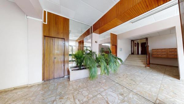 ***À LOUER…RÉSIDENCE MICHELET DELATTRE…MARSEILLE 9EME…2/3 PIÈCES MEUBLE…49M2…STATIONNEMENT AISÉ***