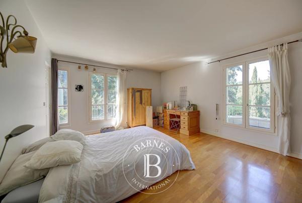 Jouy-en-Josas, Maison 5 Chambres -  350 m² à vendre