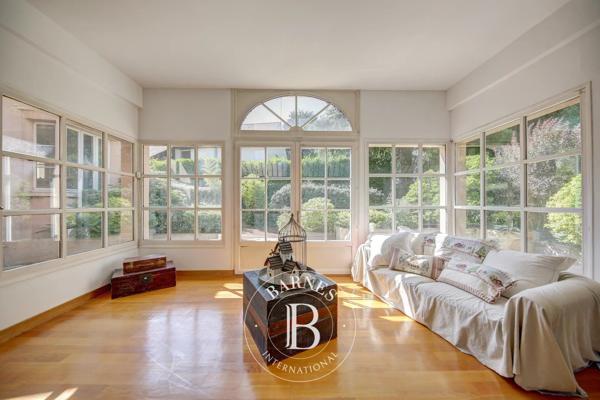 Jouy-en-Josas, Maison 5 Chambres -  350 m² à vendre