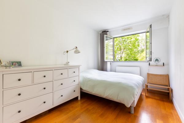 Appartement Courbevoie 4 pièce(s) 95m2