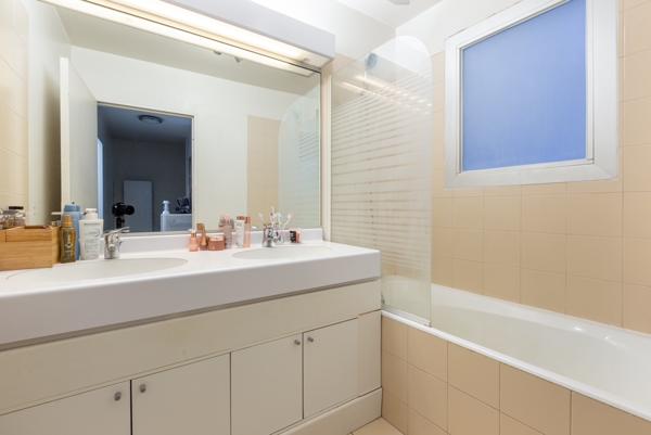 Appartement Courbevoie 4 pièce(s) 95m2