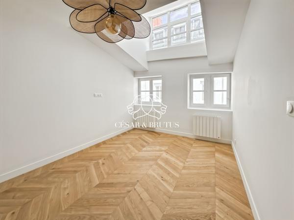 Presqu’île : Superbe T3 entièrement rénové – Place Bellecour
