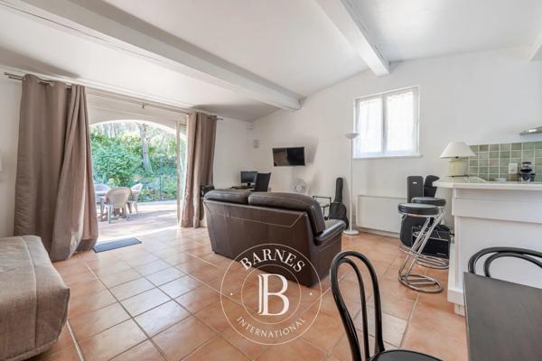 Aix-en-Provence, Maison 6 Chambres -  288 m² à vendre