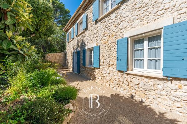 Aix-en-Provence, Maison 6 Chambres -  288 m² à vendre
