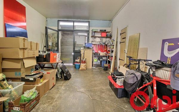 Appartement à vendre    3 pièces • 88,52 m2 Marseille 5