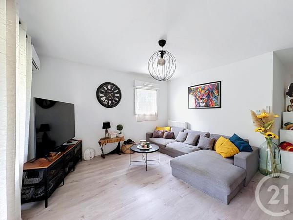 Appartement T3 à vendre  3 pièces - 66,77 m 2   ONDRES  - 40