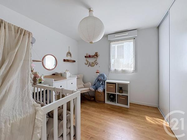 Appartement T3 à vendre  3 pièces - 66,77 m 2   ONDRES  - 40