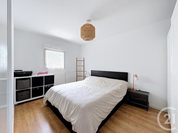 Appartement T3 à vendre  3 pièces - 66,77 m 2   ONDRES  - 40