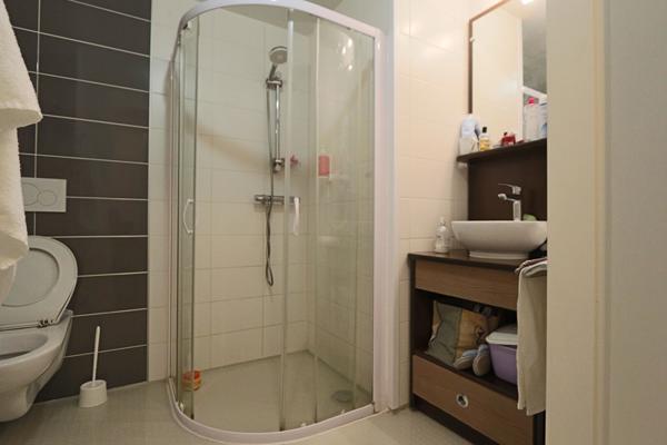 Appartement studio dans une résidence de 2013 - Loyer assuré - rentabilité 7%- Quartier Vecquerie