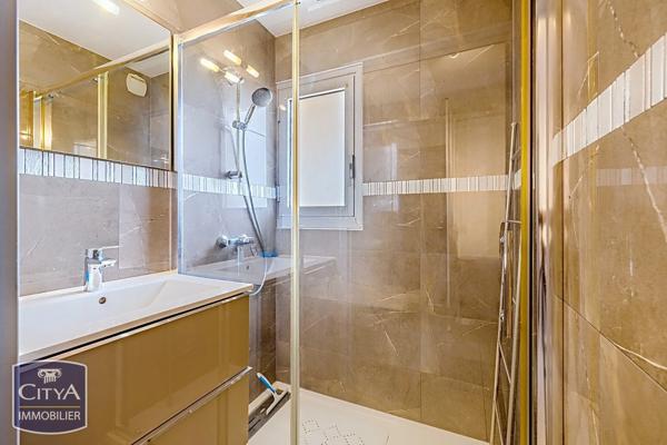 Appartement à vendre 1 pièce 25.5m² Fréjus (83600)