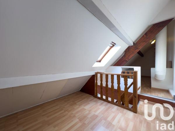 Appartement 2 pièces de 54 m² à Brie-Comte-Robert (77170)