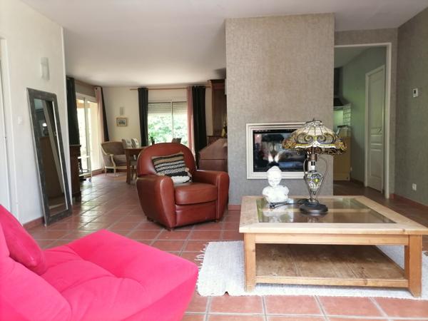 VOUNEUIL-SOUS-BIARD - PAVILLON DE PLAIN-PIED T 4 Vouneuil-sous-Biard (86580)