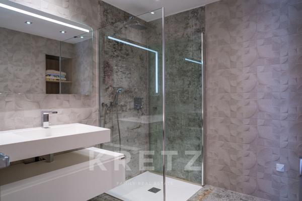 Exceptionnelle villa en bord de mer