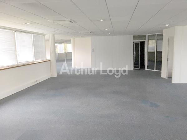 Bureaux à louer à Marcq-en-Baroeul - Cadre verdoyant, sécurisés et climatisés