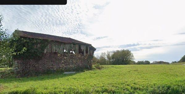 À vendre - Maison ancienne, 3 pièces située à Salies-de-Béarn (64270)