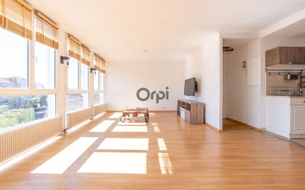 Appartement à vendre    3 pièces • 76,87 m2 Saint-Maur-des-Fossés