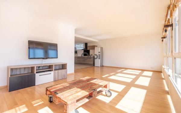 Appartement à vendre    3 pièces • 76,87 m2 Saint-Maur-des-Fossés