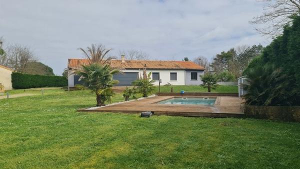Maison à vendre |  Vayres |  7 pièces | 160 m²