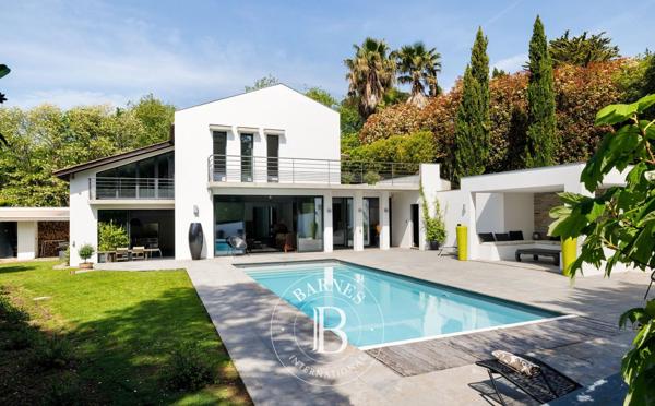 Saint-Jean-de-Luz, Maison 5 Chambres -  220 m² à vendre